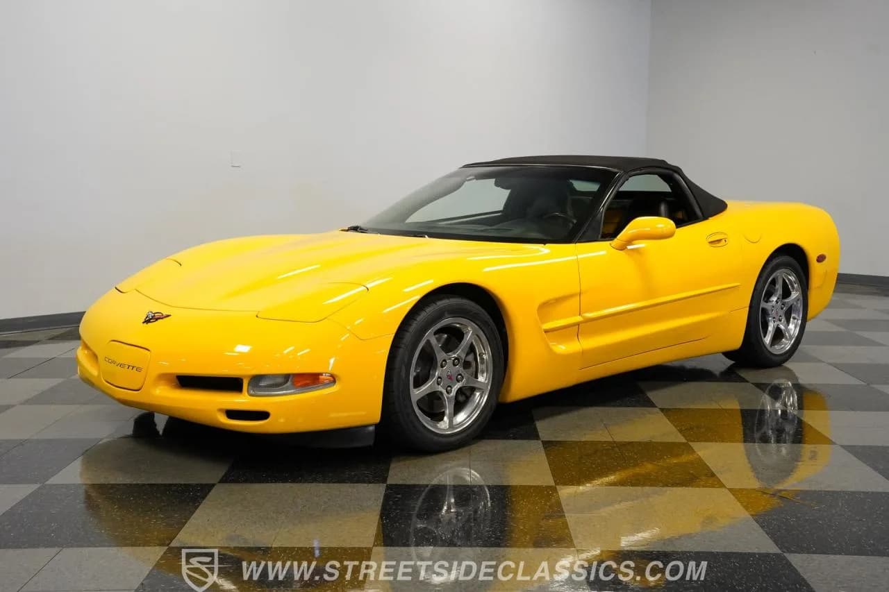 2004 Chevrolet Corvette Convertible - Thumbnail 6