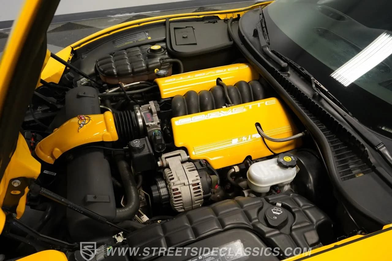 2004 Chevrolet Corvette Convertible - Thumbnail 3