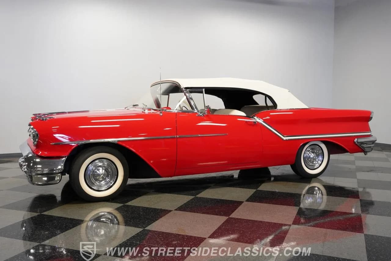 1957 Oldsmobile 88 - Thumbnail 7