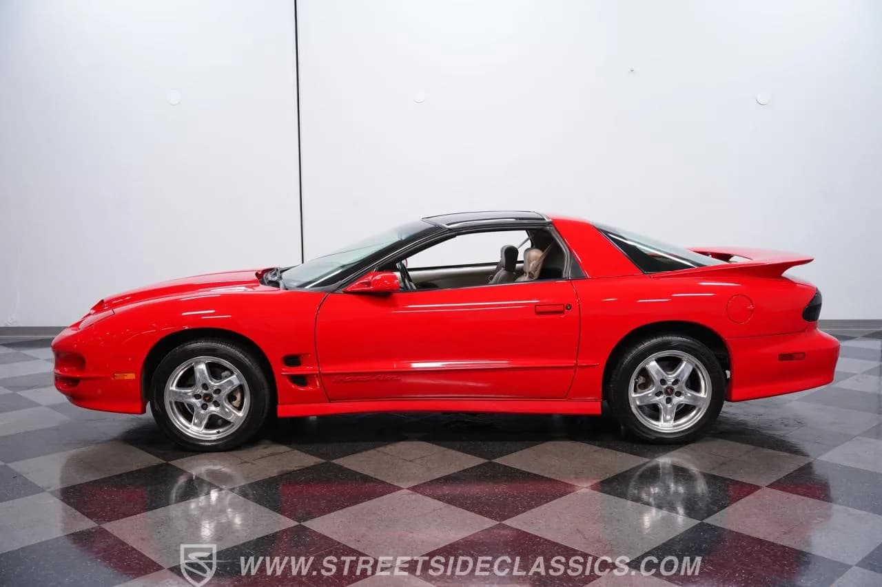 2001 Pontiac Firebird Trans Am WS6 - Thumbnail 2