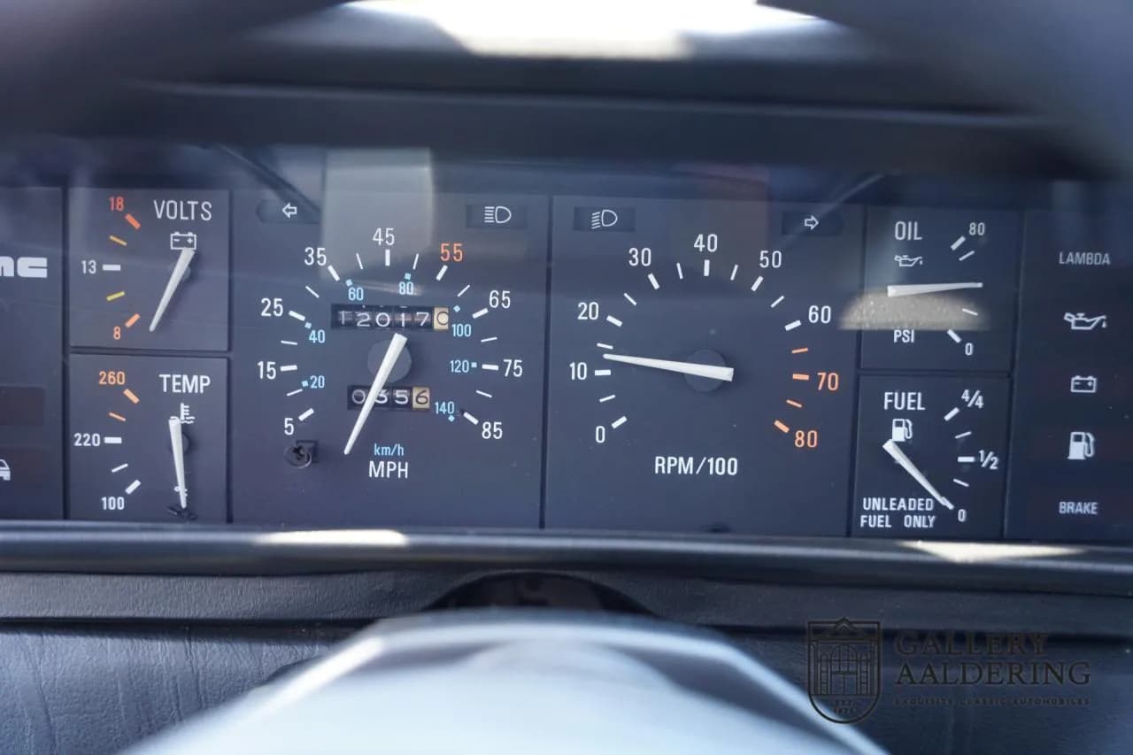 1981 DeLorean DMC-12 &ldquo;Time hasn&rsquo;t caught up with the car&rdquo; - Thumbnail 8