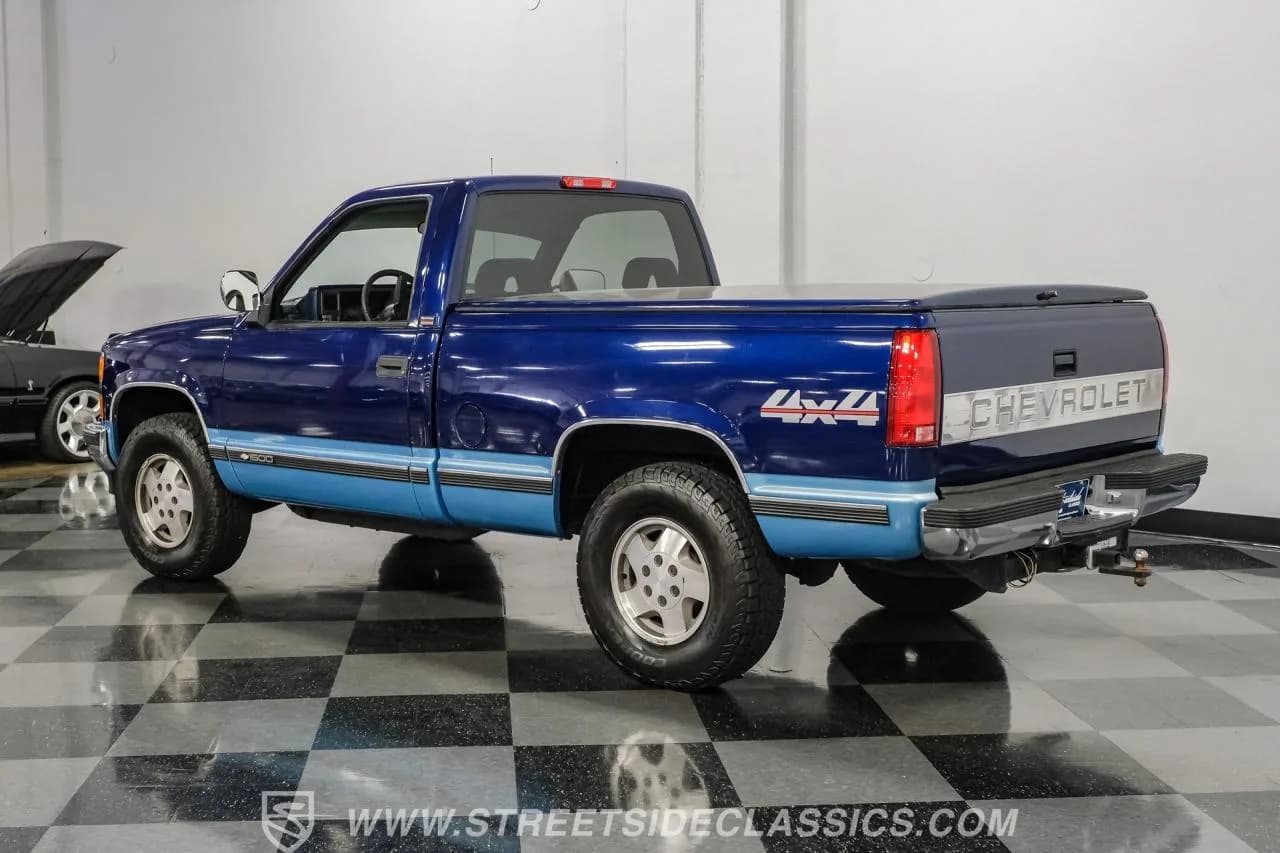 1994 Chevrolet C1500 Silverado 4X4 - Thumbnail 8