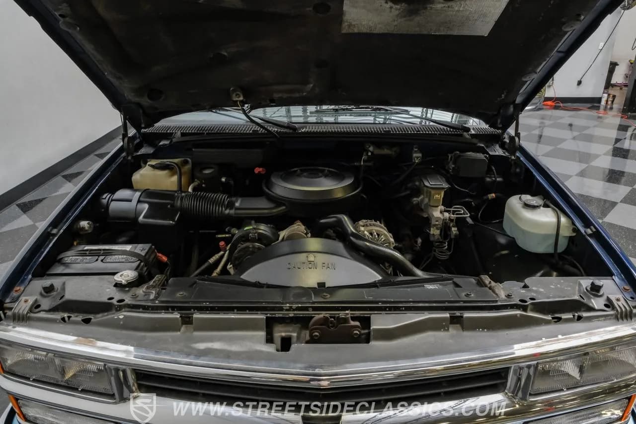 1994 Chevrolet C1500 Silverado 4X4 - Thumbnail 3