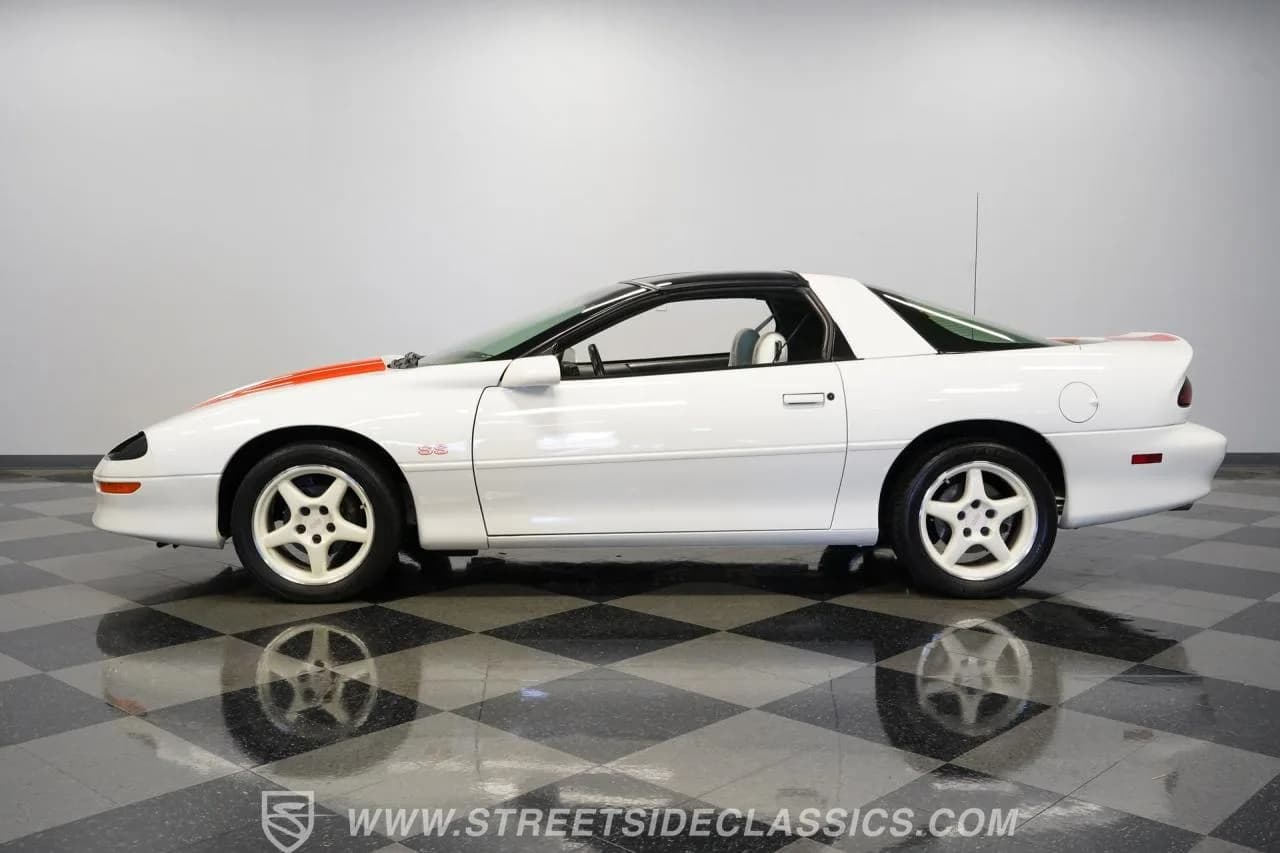 1997 Chevrolet Camaro SS 30th Anniversary SLP Edition - Thumbnail 8