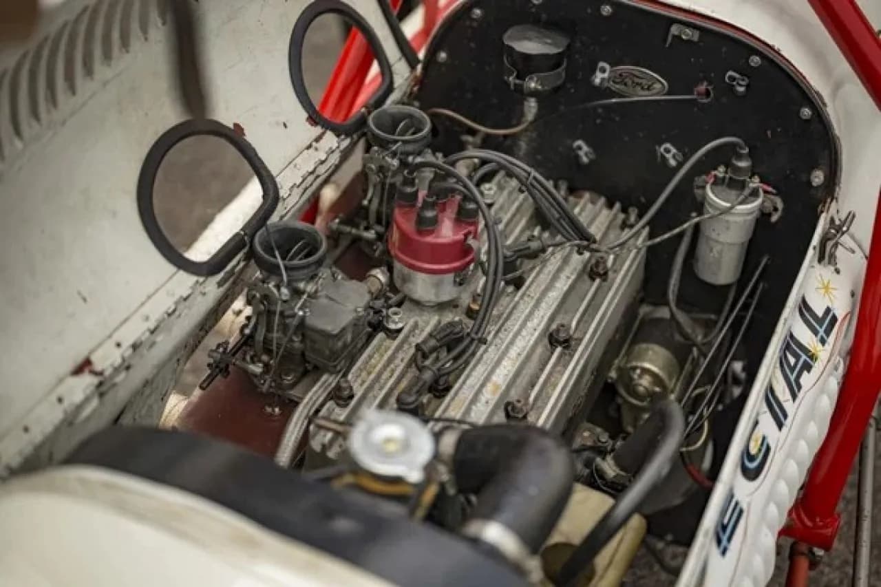 1945 Ford Sprint Car - Thumbnail 5