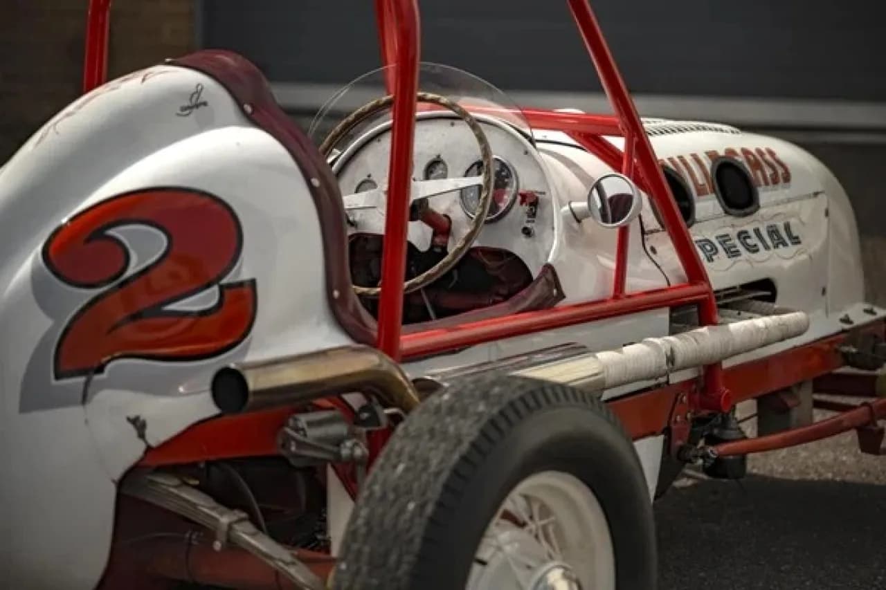 1945 Ford Sprint Car - Thumbnail 3