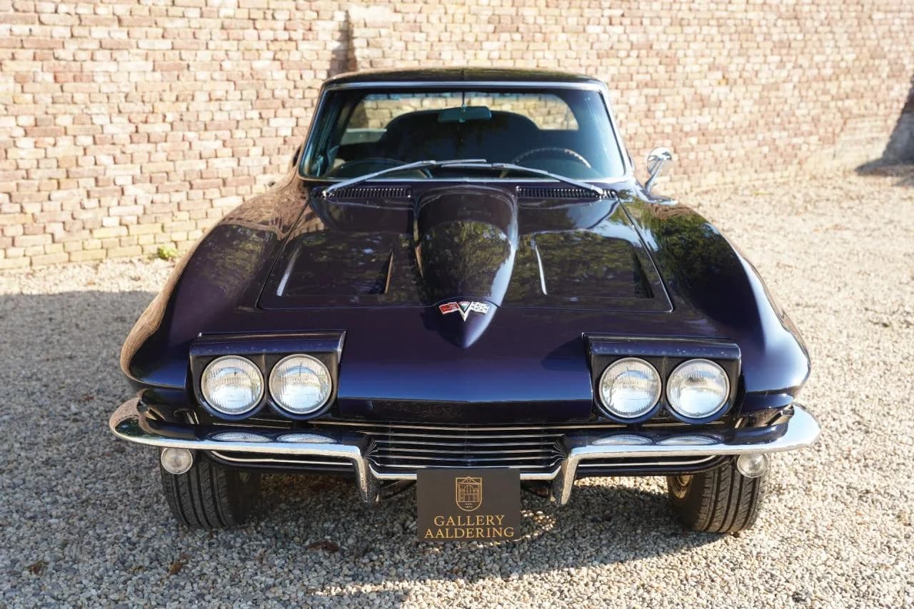 1964 Chevrolet Corvette C2 Sting Ray Coup&eacute; - Thumbnail 6