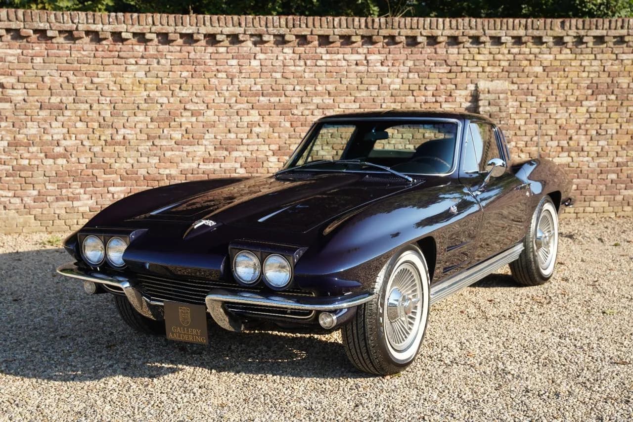 1964 Chevrolet Corvette C2 Sting Ray Coup&eacute;