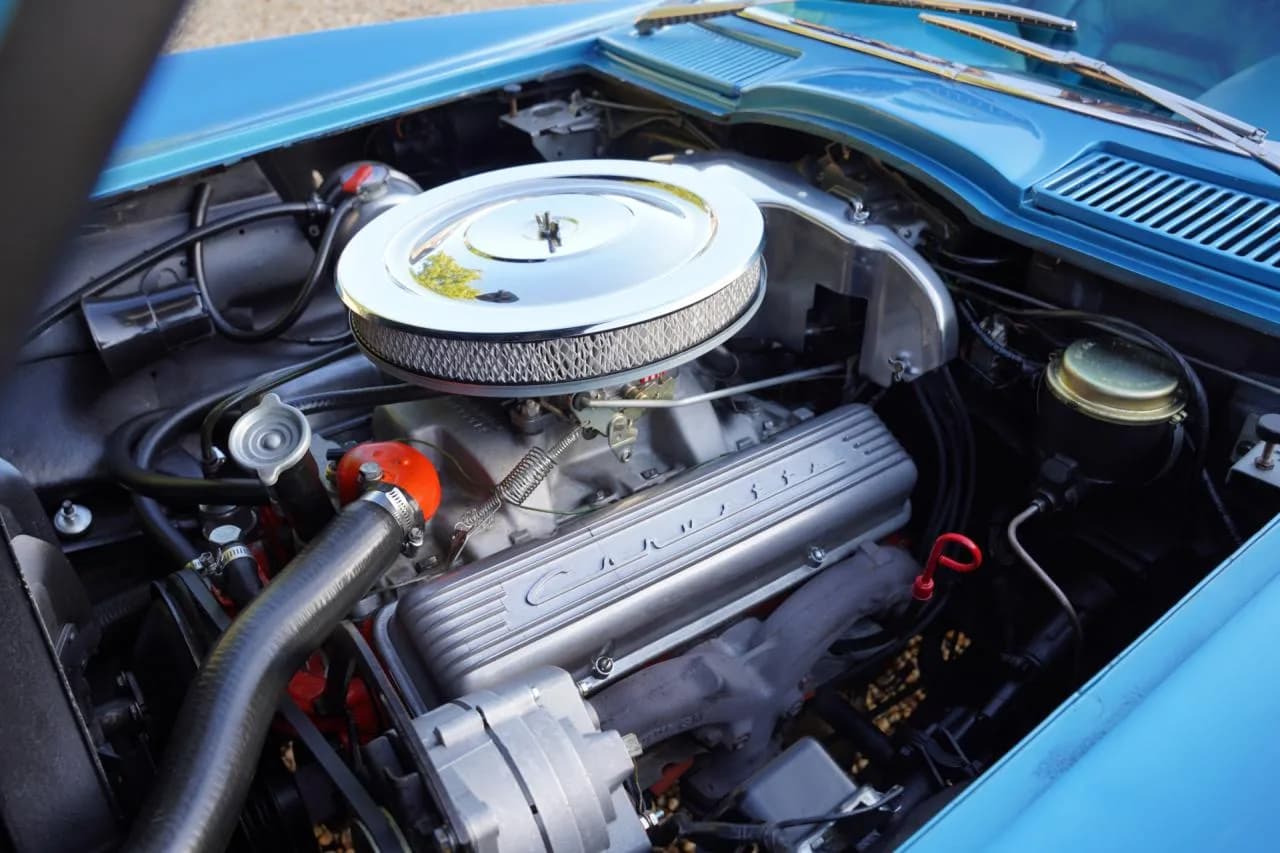 1966 Chevrolet Corvette C2 Sting Ray - Thumbnail 8