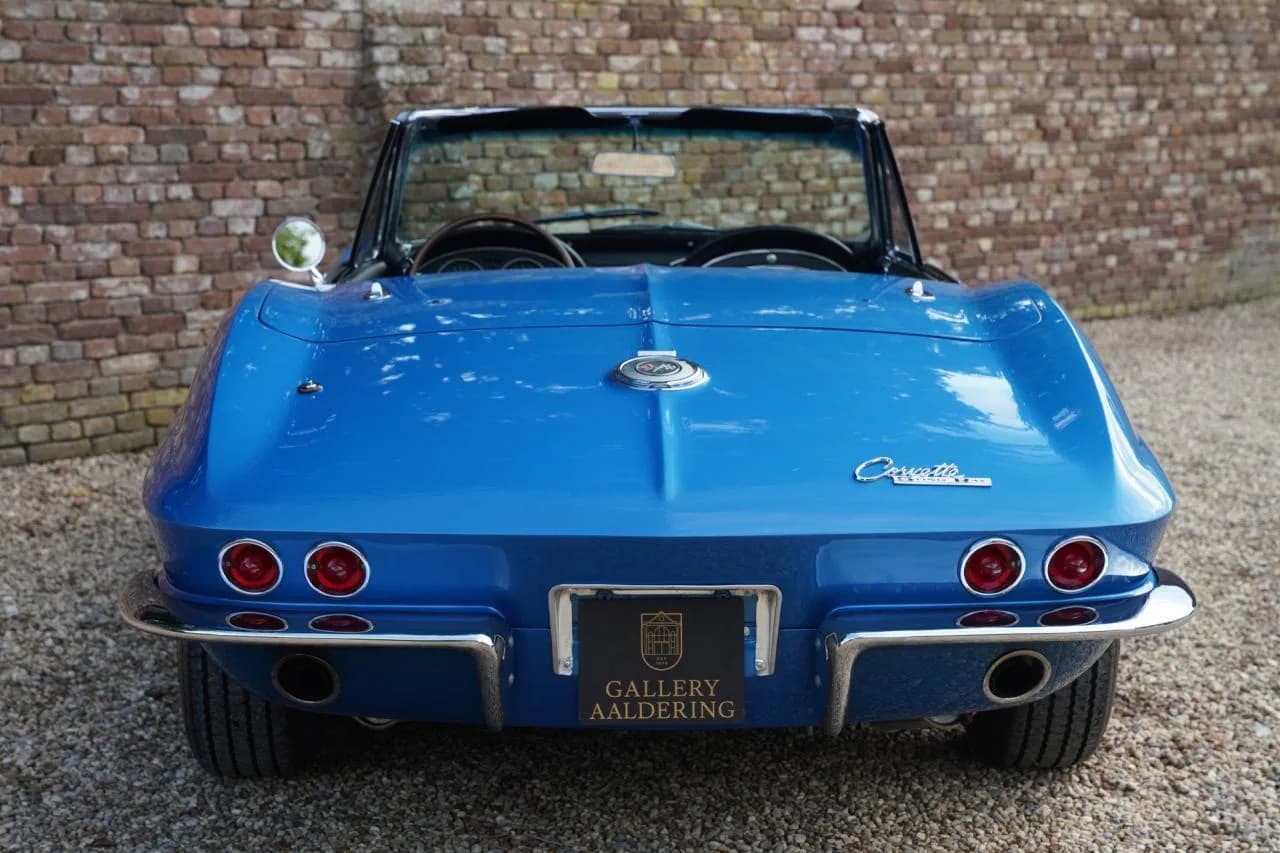 1964 Chevrolet Corvette C2 Sting Ray Convertible - Thumbnail 6