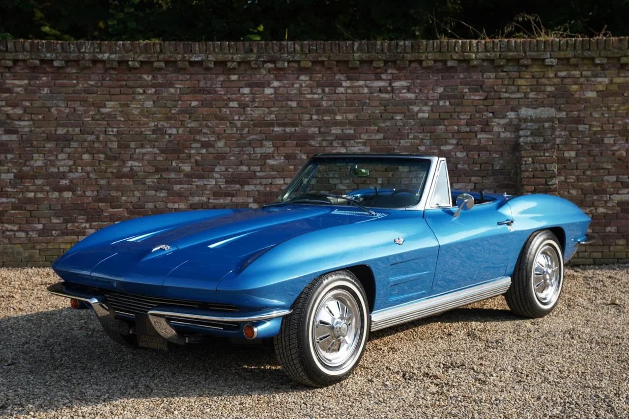 1964 Chevrolet Corvette C2 Sting Ray Convertible
