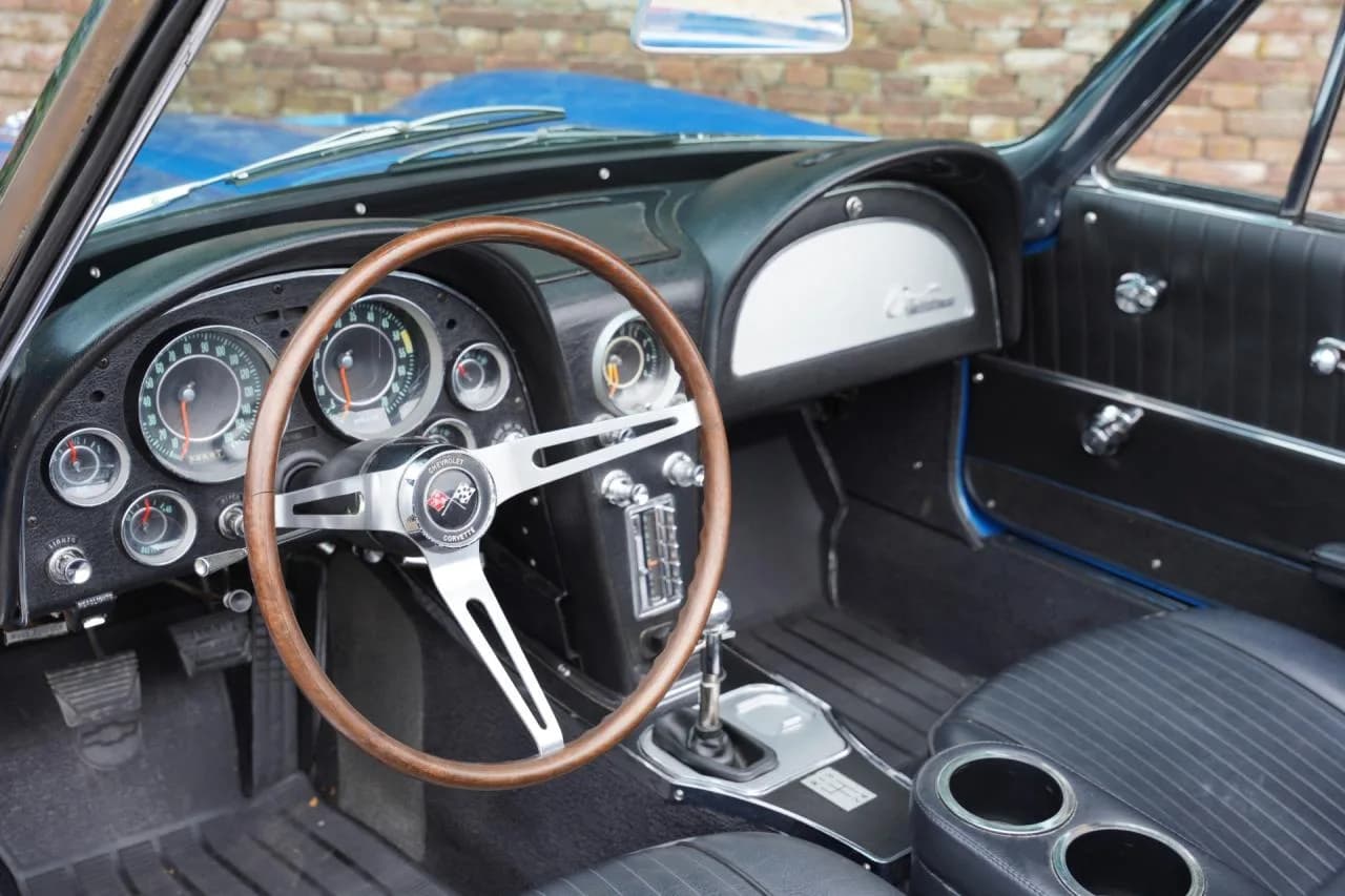1964 Chevrolet Corvette C2 Sting Ray Convertible - Thumbnail 3