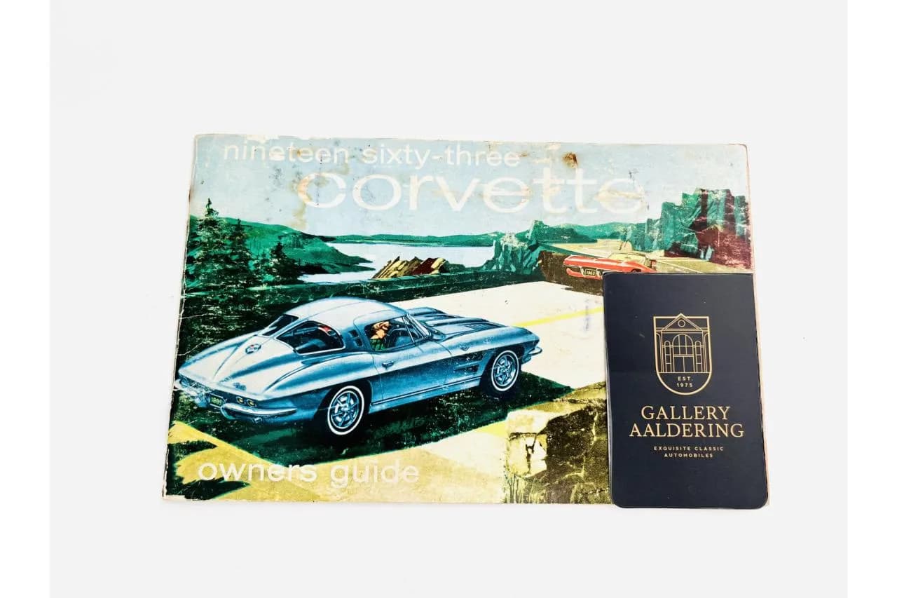 1963 Chevrolet Corvette C2 Sting Ray Split Window - Thumbnail 8