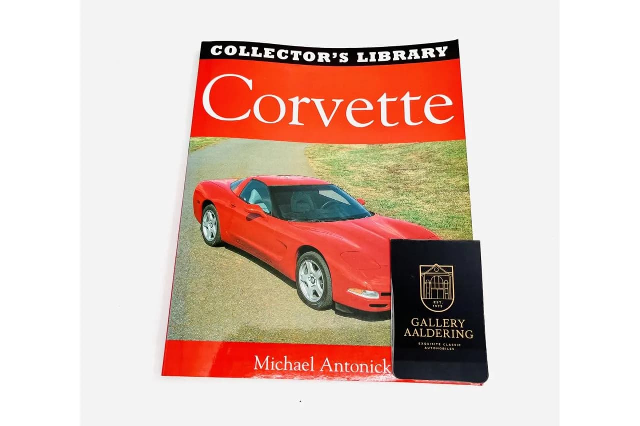 1963 Chevrolet Corvette C2 Sting Ray Split Window - Thumbnail 8