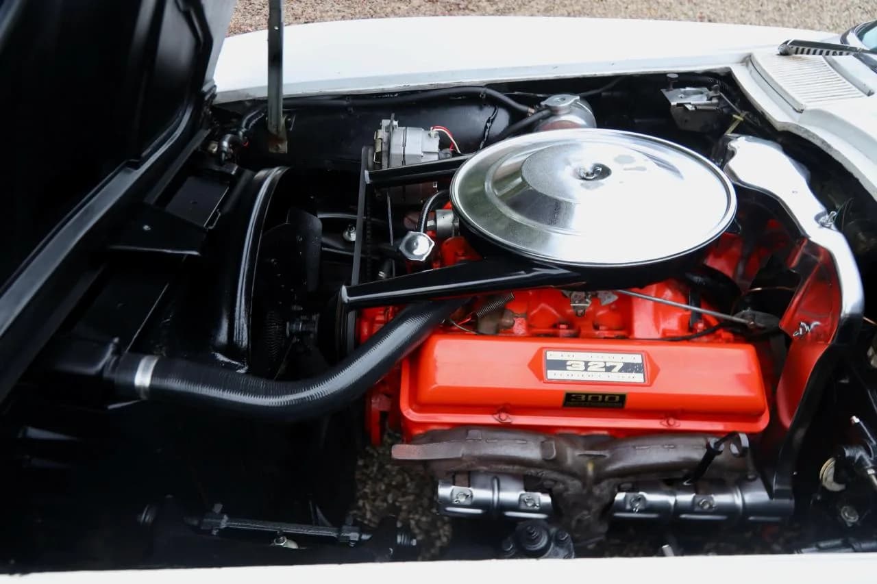 1964 Chevrolet Corvette C2 Sting Ray Convertible &ldquo;First paint - Highly original&rdquo; - Thumbnail 4