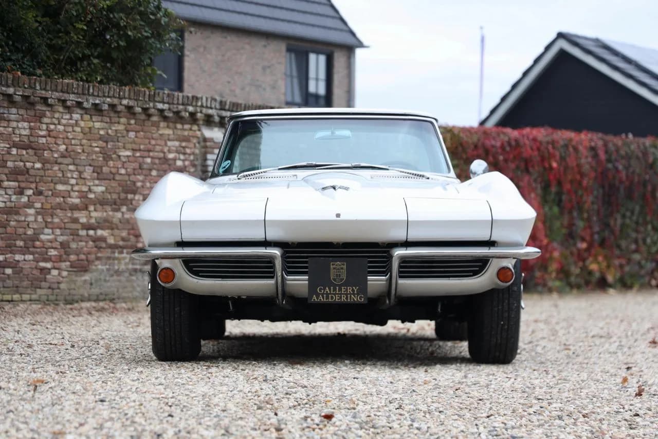 1964 Chevrolet Corvette C2 Sting Ray Convertible &ldquo;First paint - Highly original&rdquo; - Thumbnail 5
