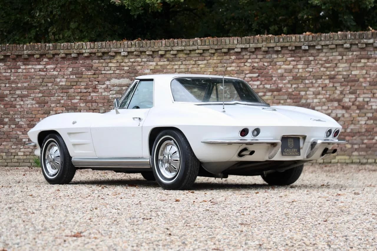 1964 Chevrolet Corvette C2 Sting Ray Convertible &ldquo;First paint - Highly original&rdquo; - Thumbnail 2