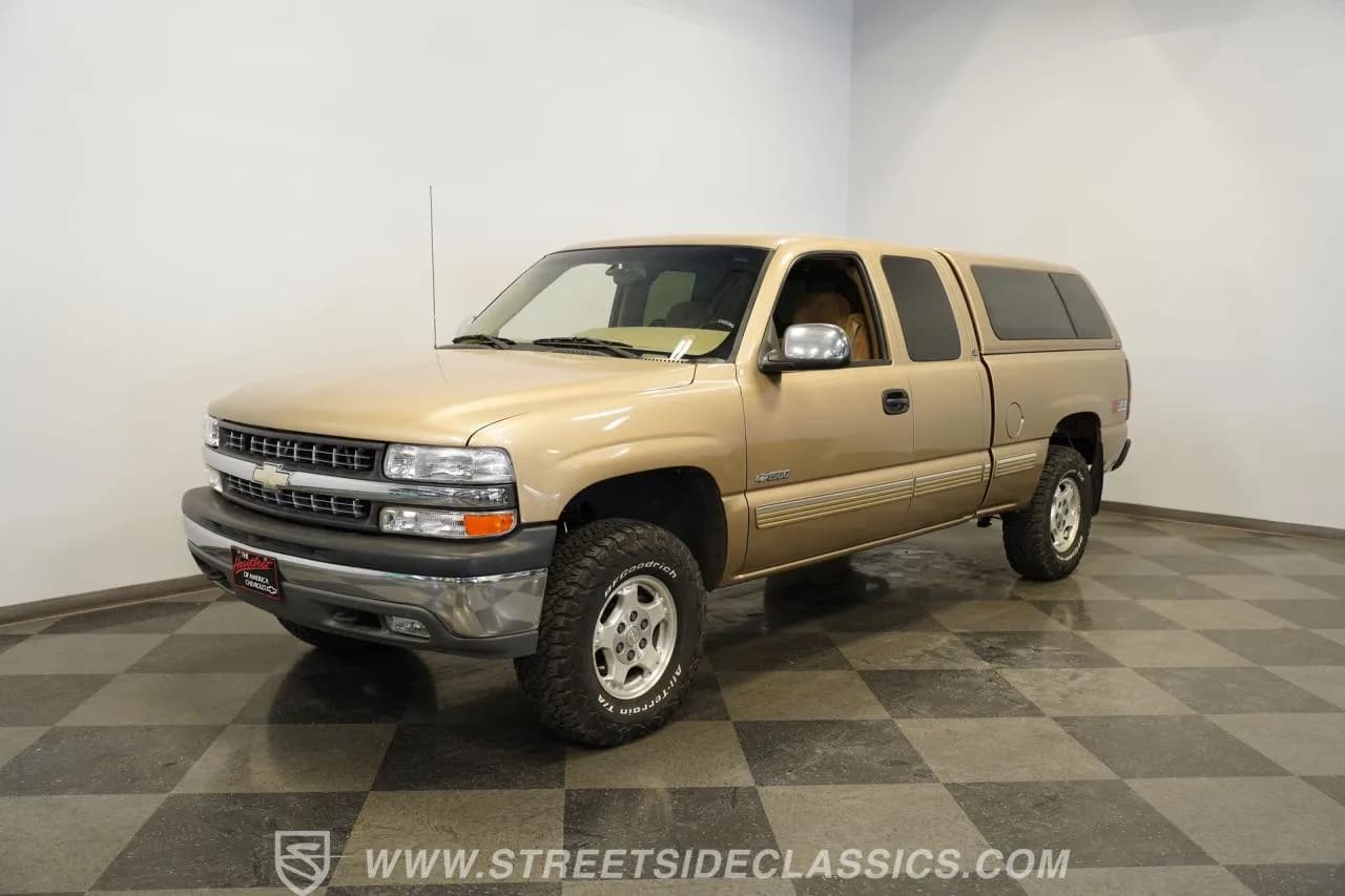 2000 Chevrolet Silverado 1500 LS 4X4 Extended cab - Thumbnail 6