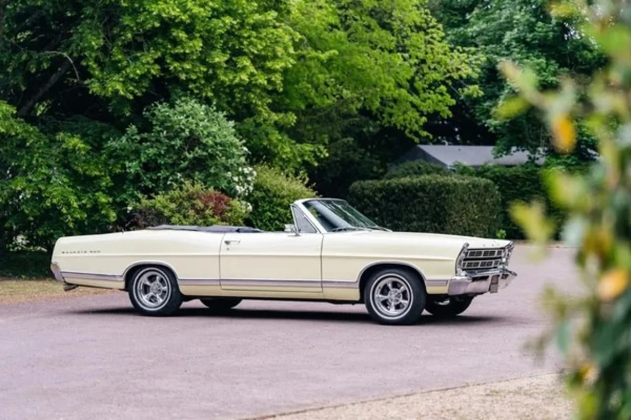 1967 Ford Galaxie 500 - Thumbnail 4