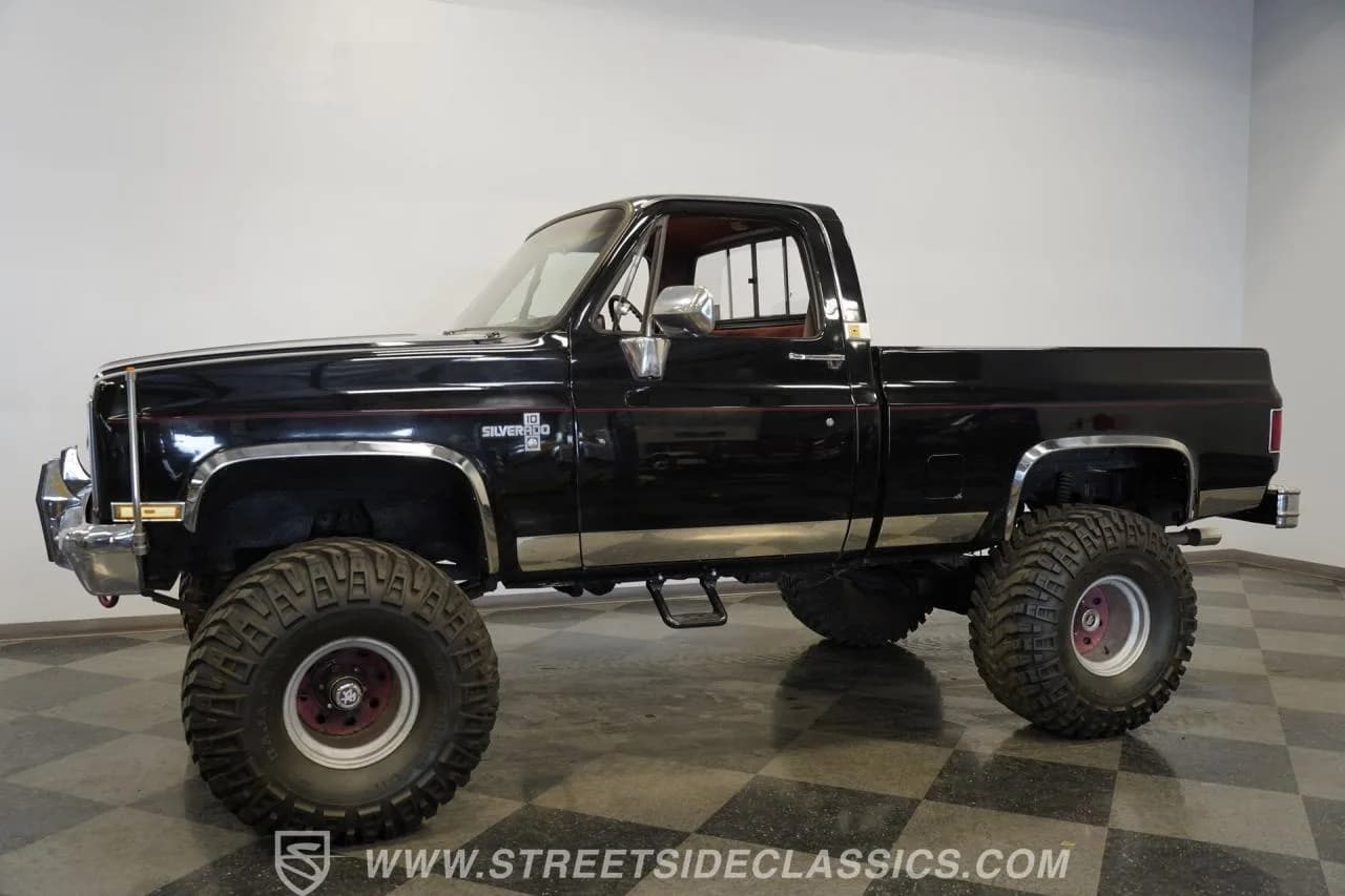 1984 Chevrolet K10 - Thumbnail 7
