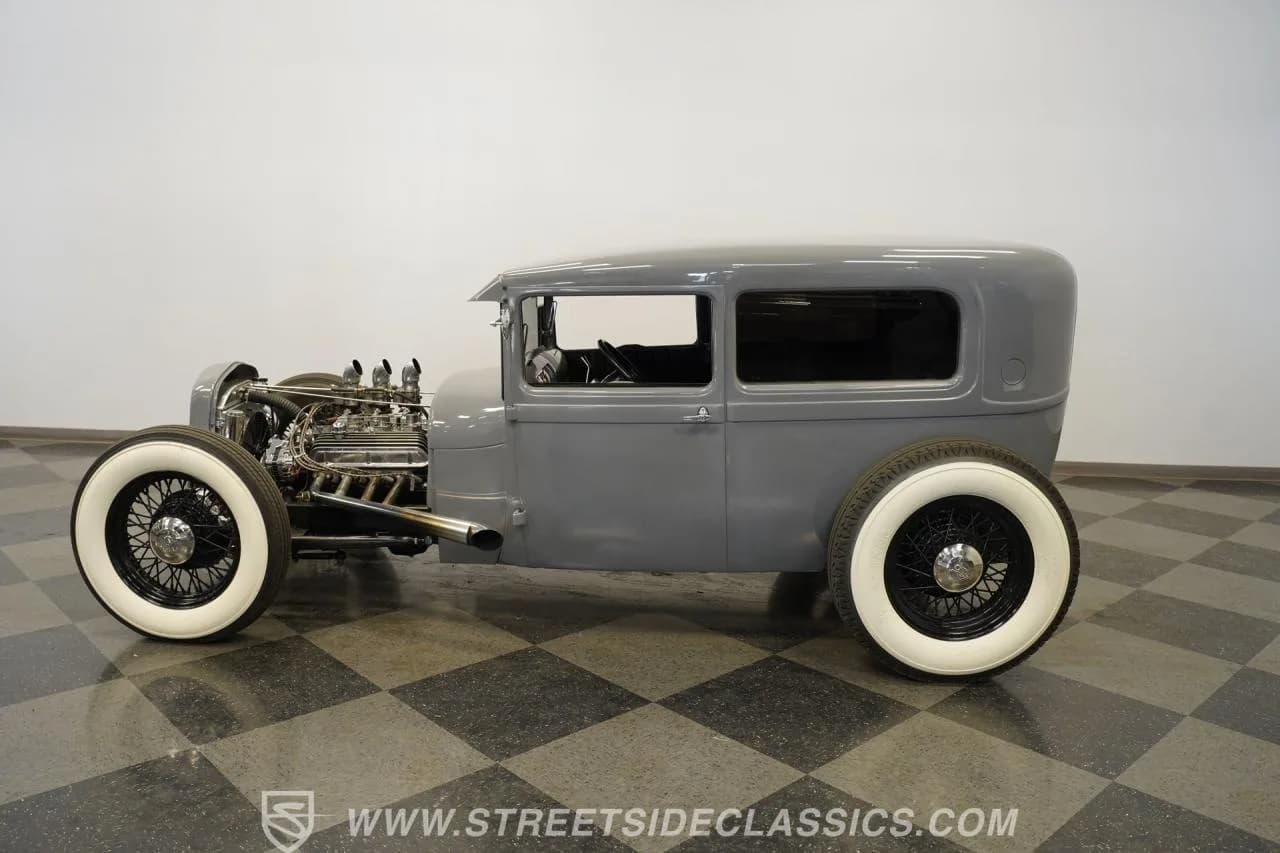 1930 Ford Model A Tudor Sedan Hotrod - Thumbnail 8