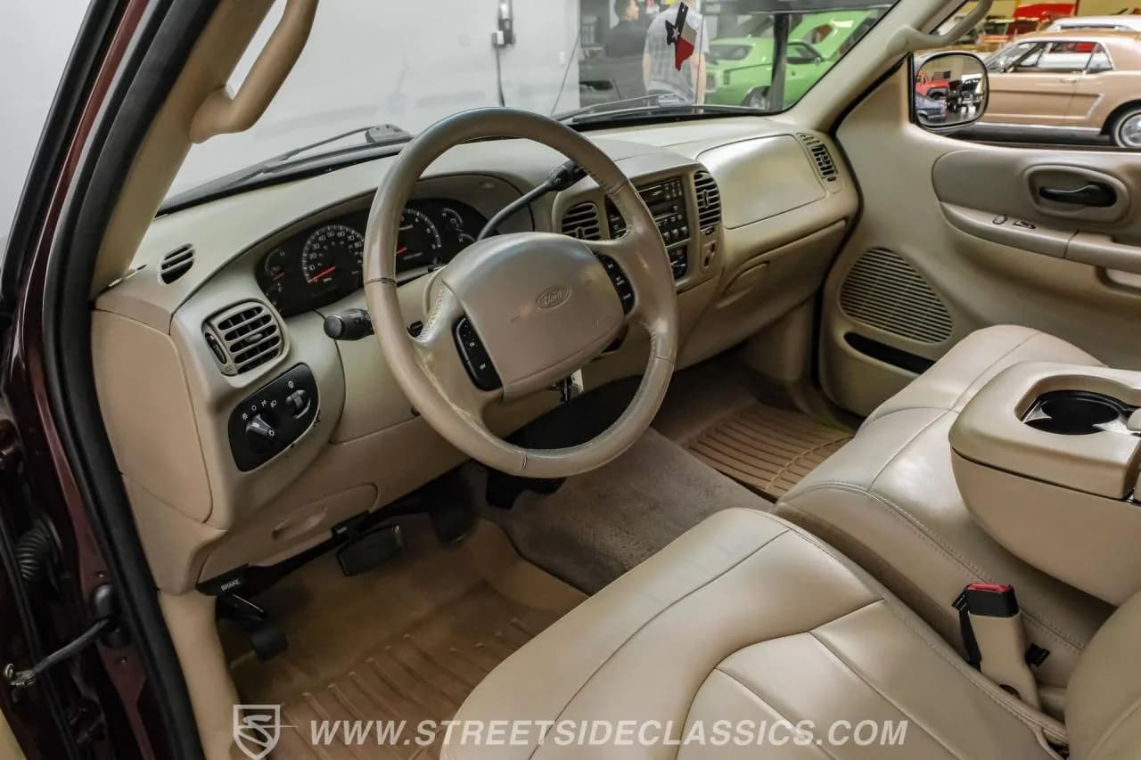 2000 Ford F-150 Lariat Extended Cab - Thumbnail 4