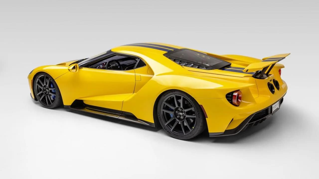 2017 Ford GT - Thumbnail 2