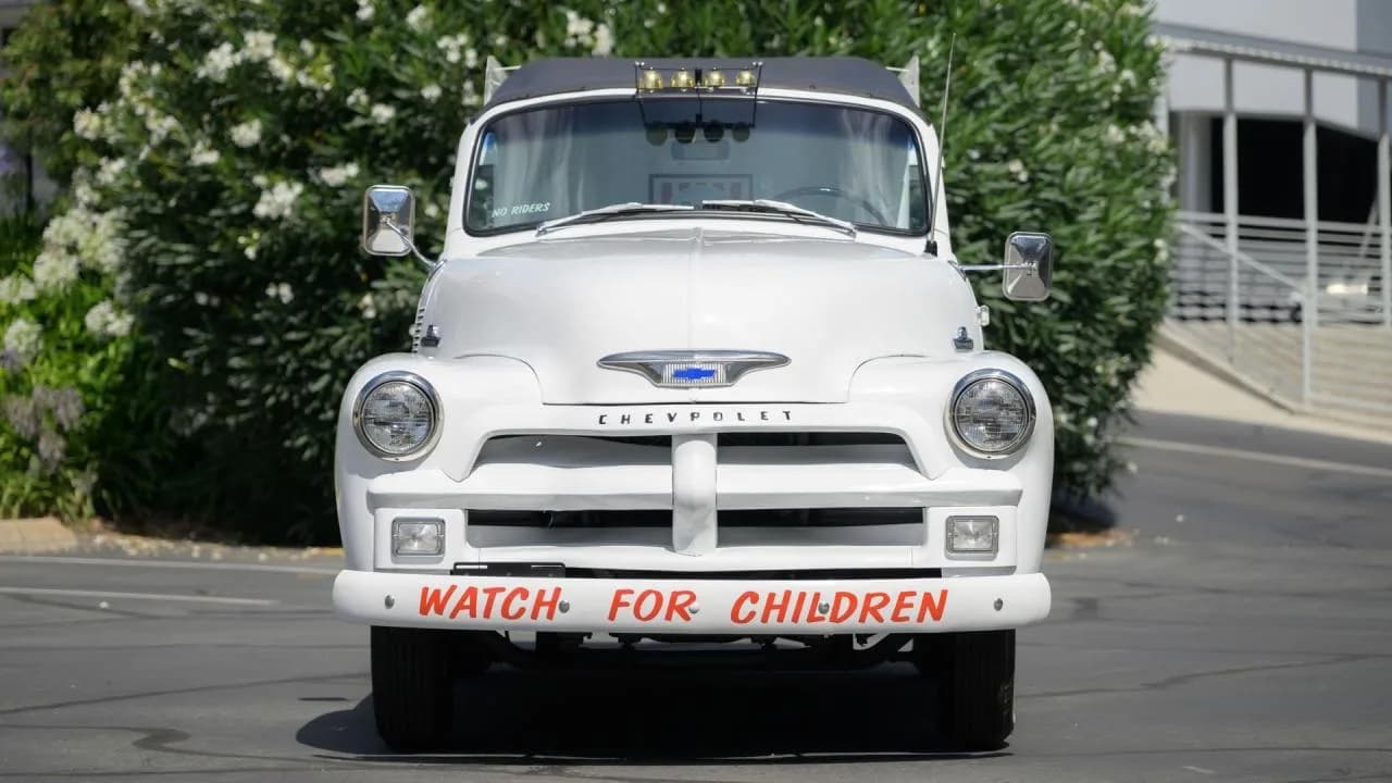 1955 Chevrolet 3100 Good Humor Ice Cream Truck - Thumbnail 5