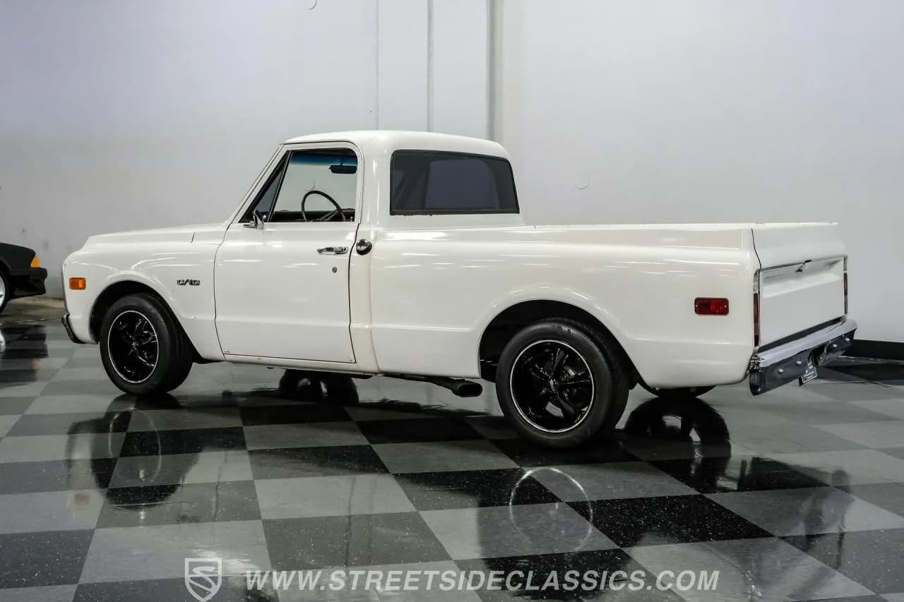 1969 Chevrolet C10 - Thumbnail 8
