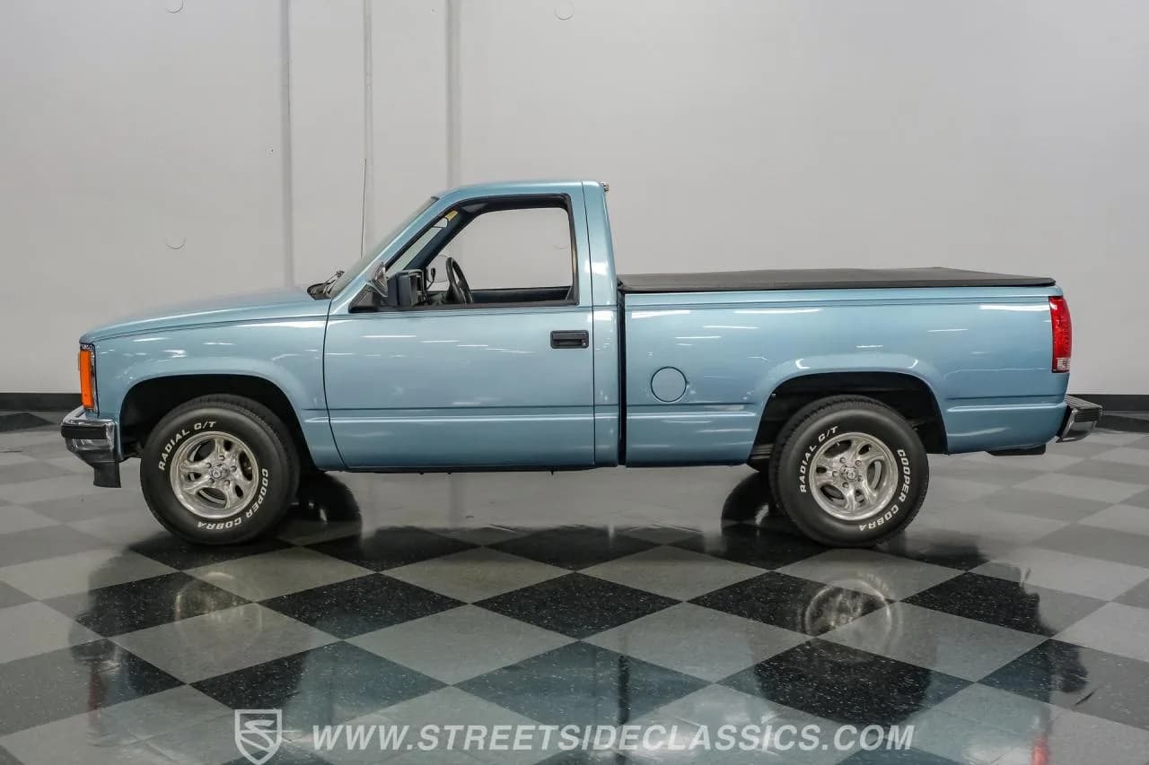 1992 GMC C1500 Sierra - Thumbnail 7