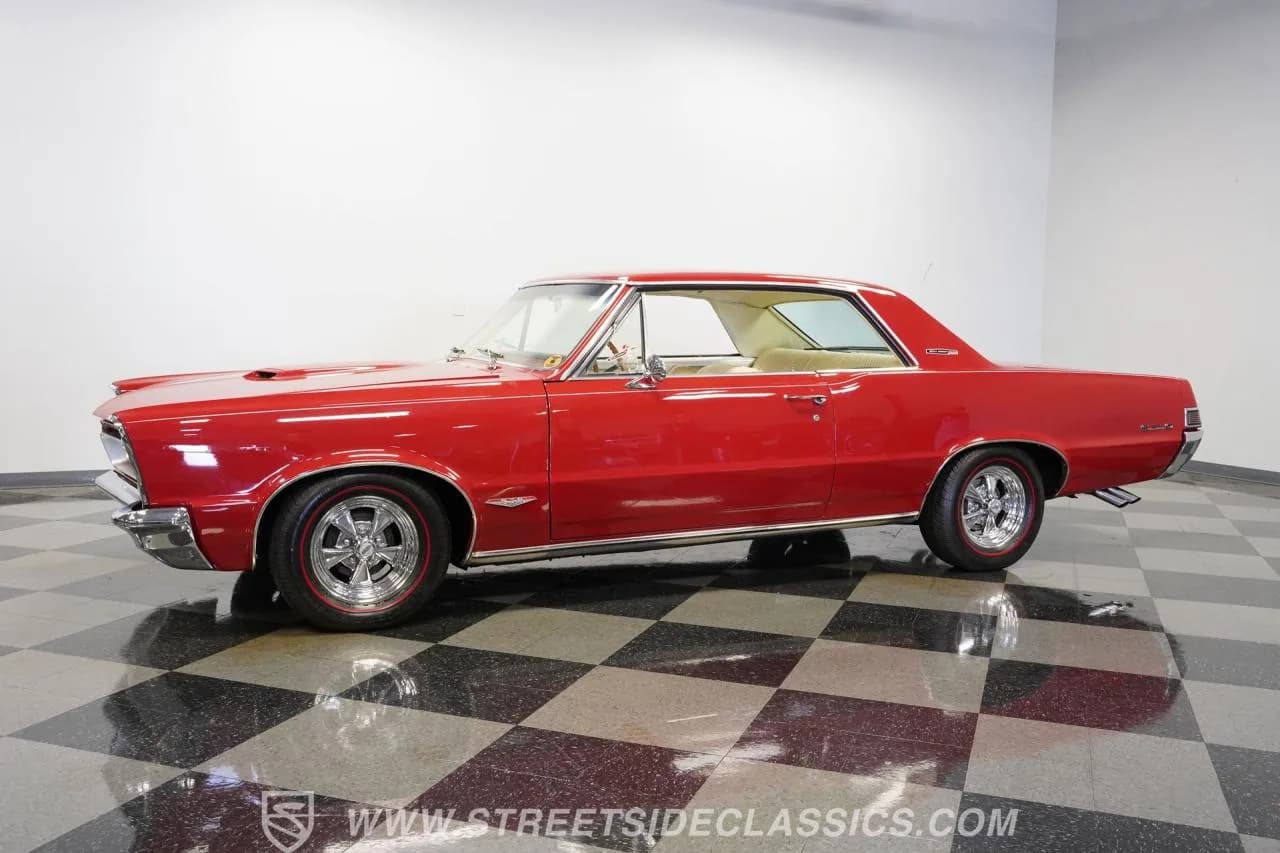 1965 Pontiac GTO - Thumbnail 7