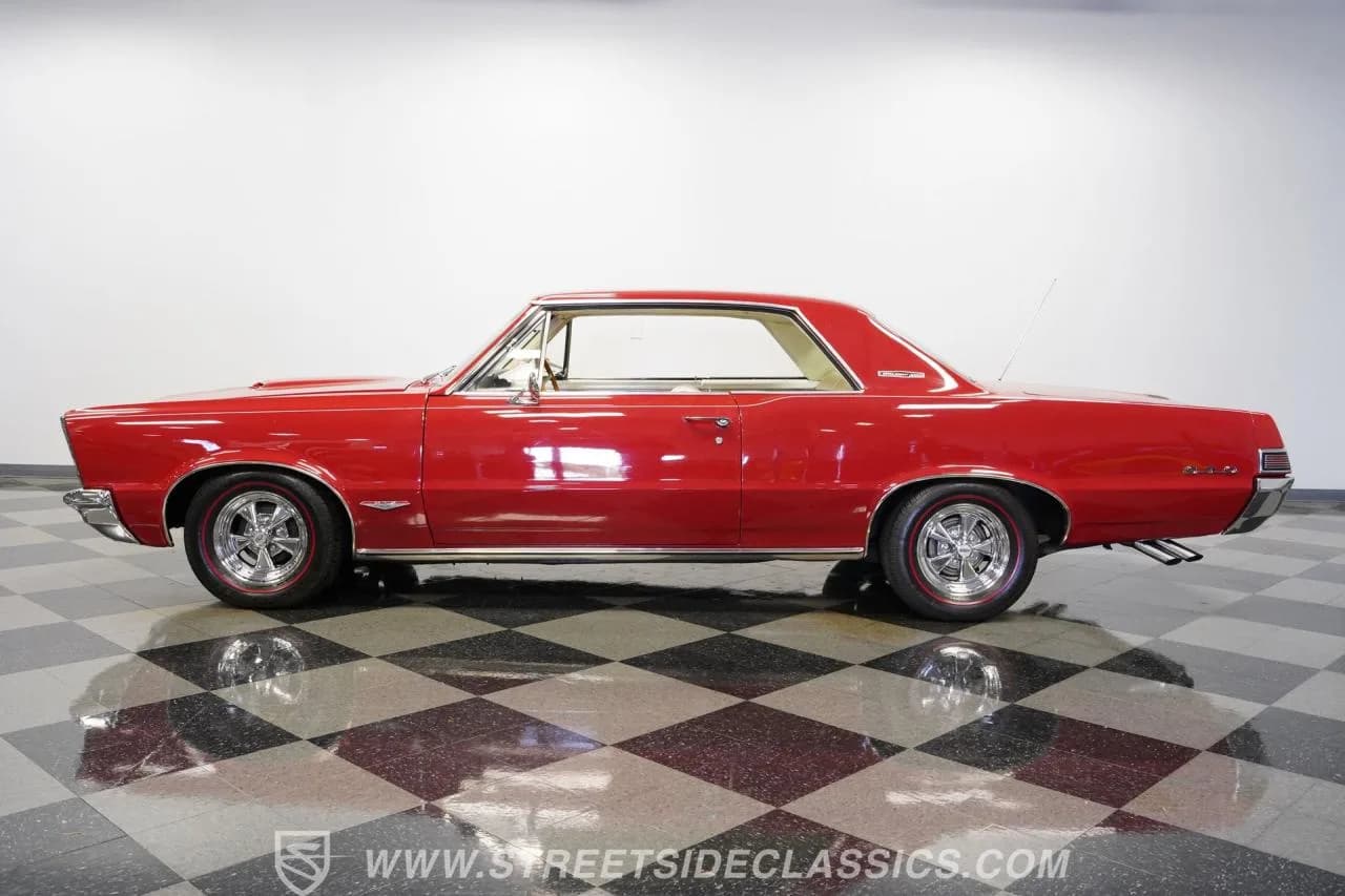 1965 Pontiac GTO - Thumbnail 2