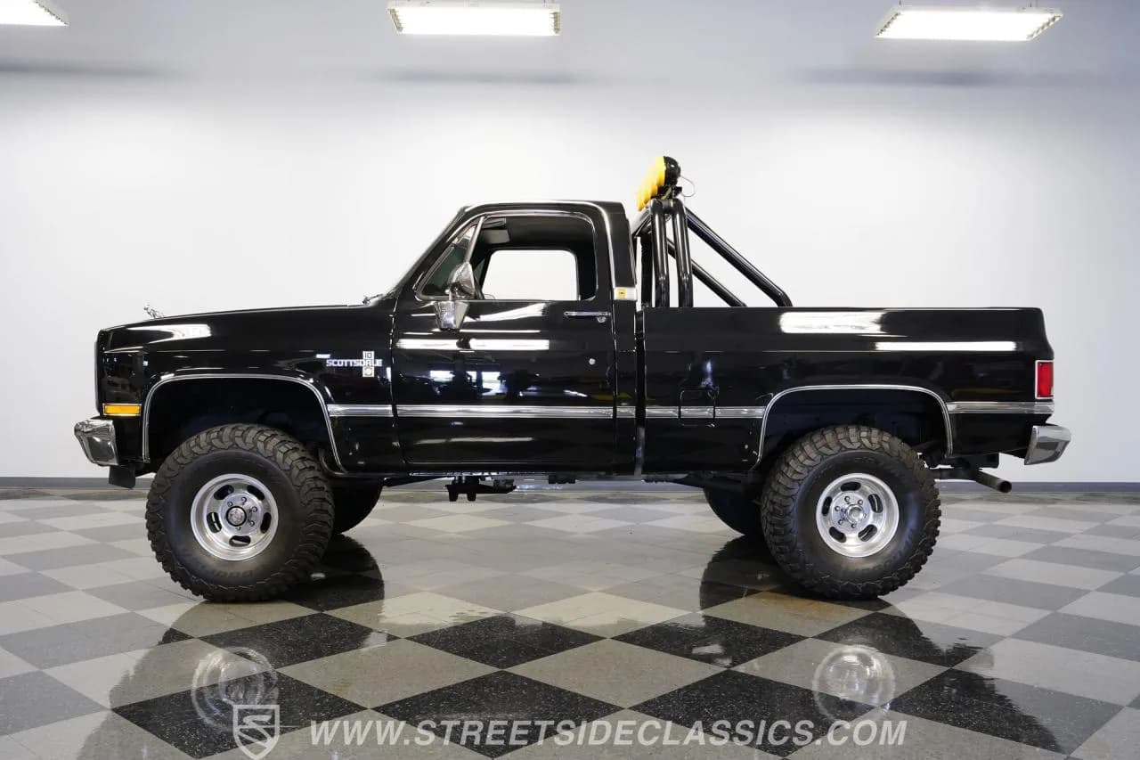 1986 GMC Sierra Classic 1500 4x4 - Thumbnail 2