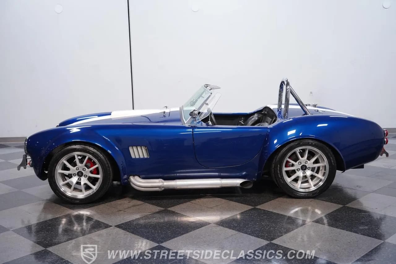 1965 Shelby Cobra Factory Five - Thumbnail 2