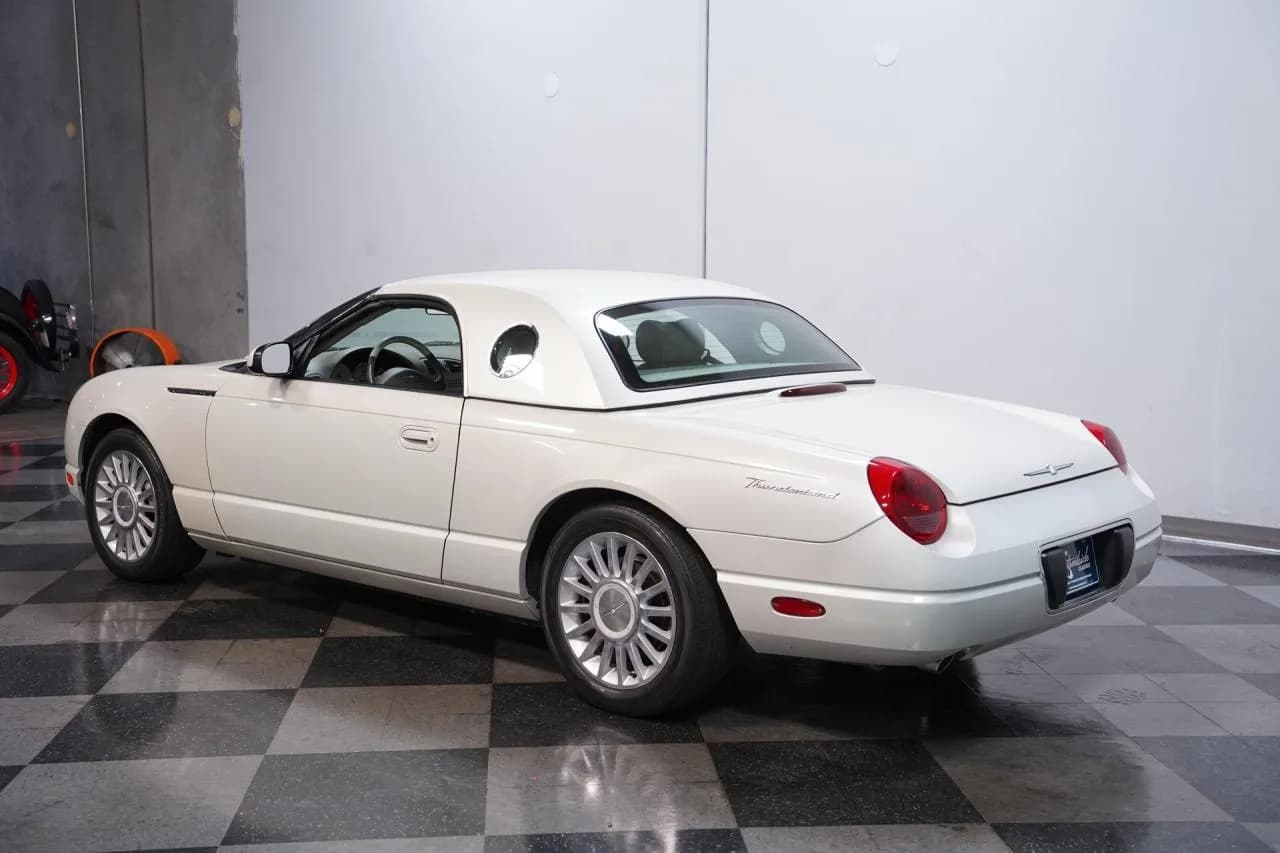 2005 Ford Thunderbird 50TH Anniversary Cashmere Edition - Thumbnail 8