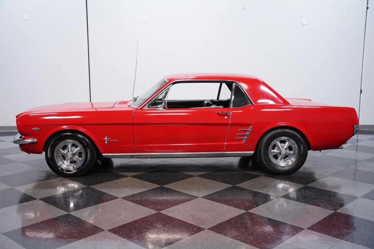 1966 Ford Mustang - Thumbnail 2