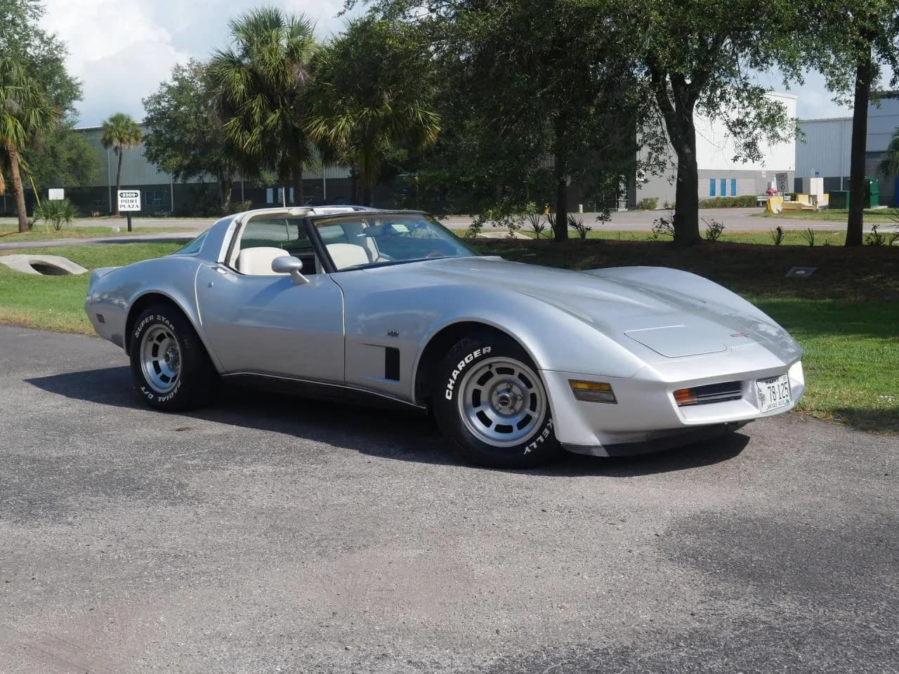 1980 Chevrolet Corvette - Thumbnail 3
