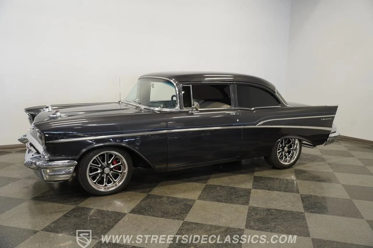 1957 Chevrolet 210 Restomod - Thumbnail 7
