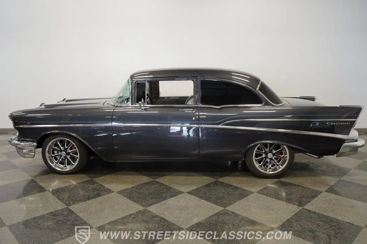 1957 Chevrolet 210 Restomod - Thumbnail 8