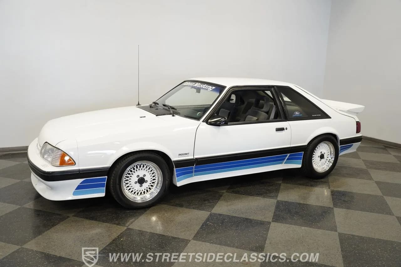 1987 Ford Mustang Saleen - Thumbnail 7