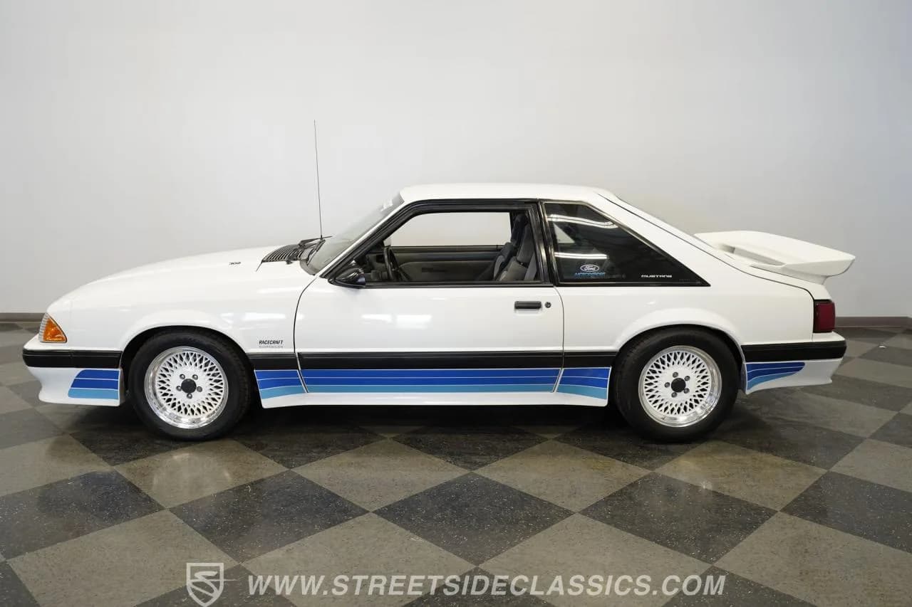 1987 Ford Mustang Saleen - Thumbnail 8