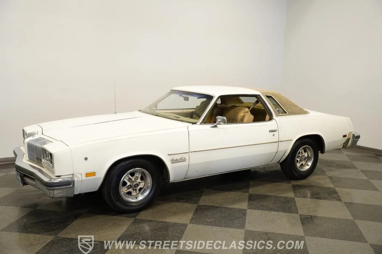 1976 Oldsmobile Cutlass Salon - Thumbnail 7