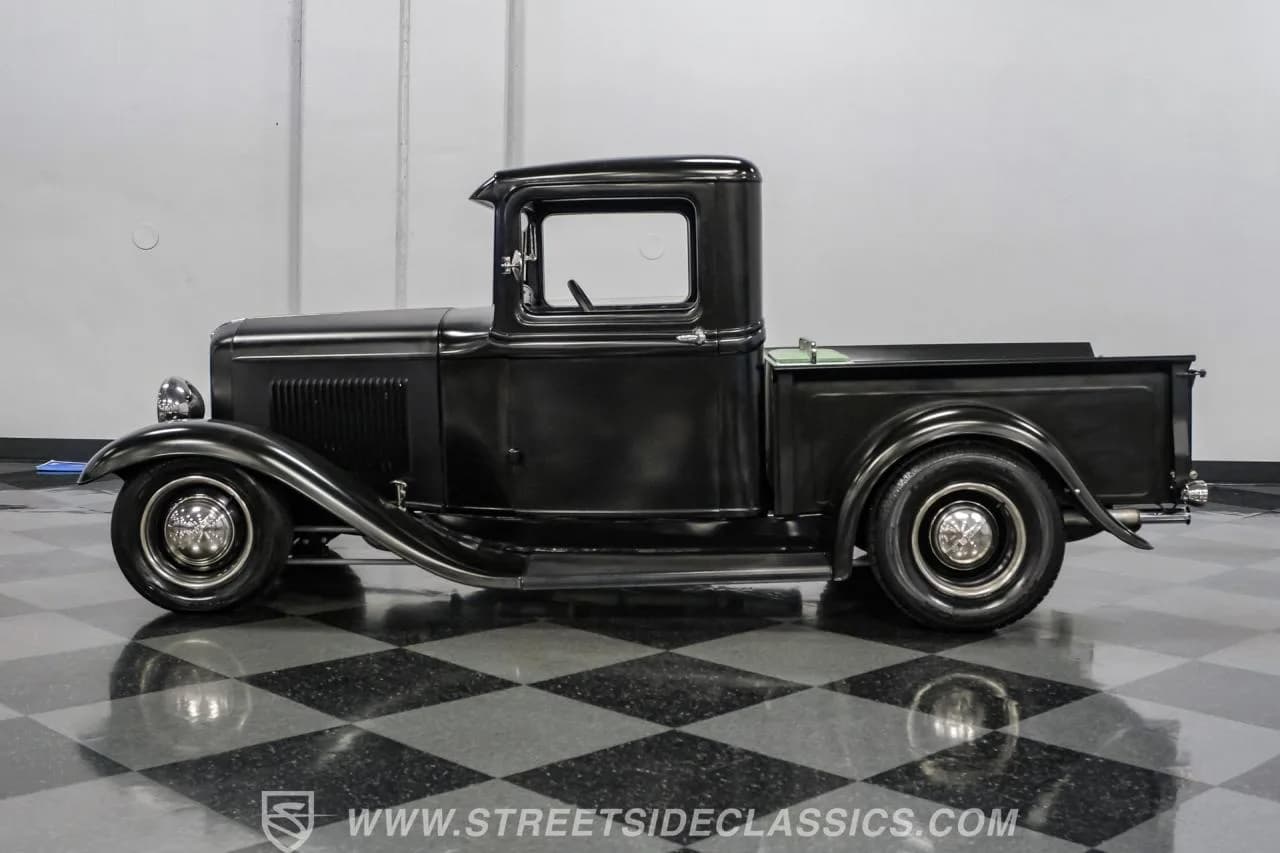 1932 Ford Model B Pickup Streetrod - Thumbnail 7