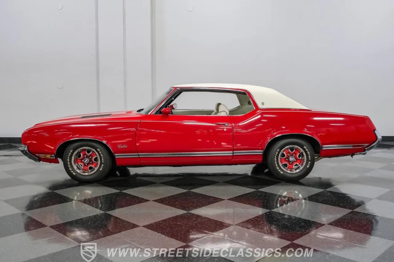 1971 Oldsmobile Cutlass Supreme Restomod - Thumbnail 7
