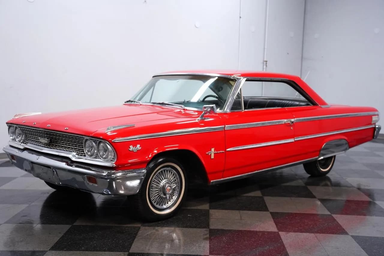 1963 Ford Galaxie 500 - Thumbnail 6