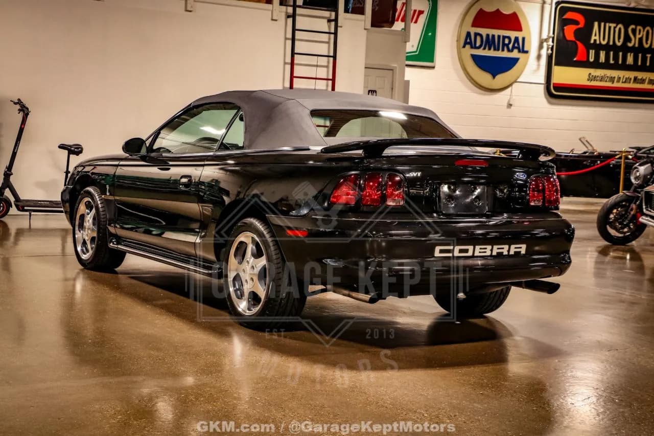 1996 Ford Mustang SVT Cobra - Thumbnail 6