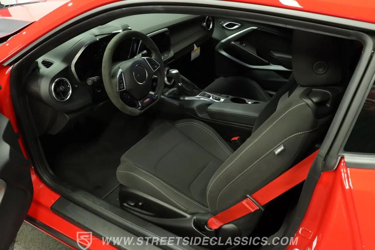 2024 Chevrolet Camaro SS - Thumbnail 4