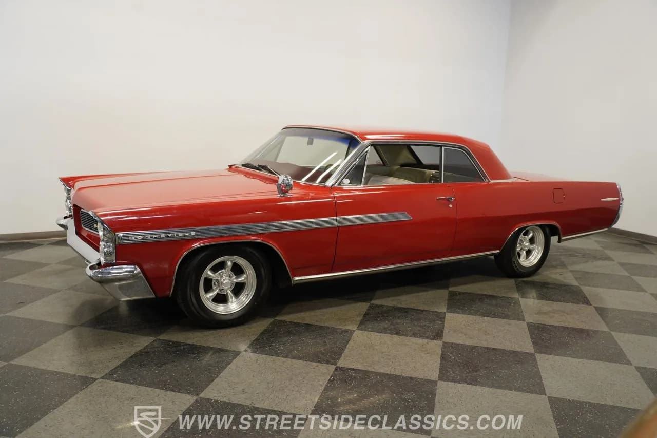 1963 Pontiac Bonneville - Thumbnail 7