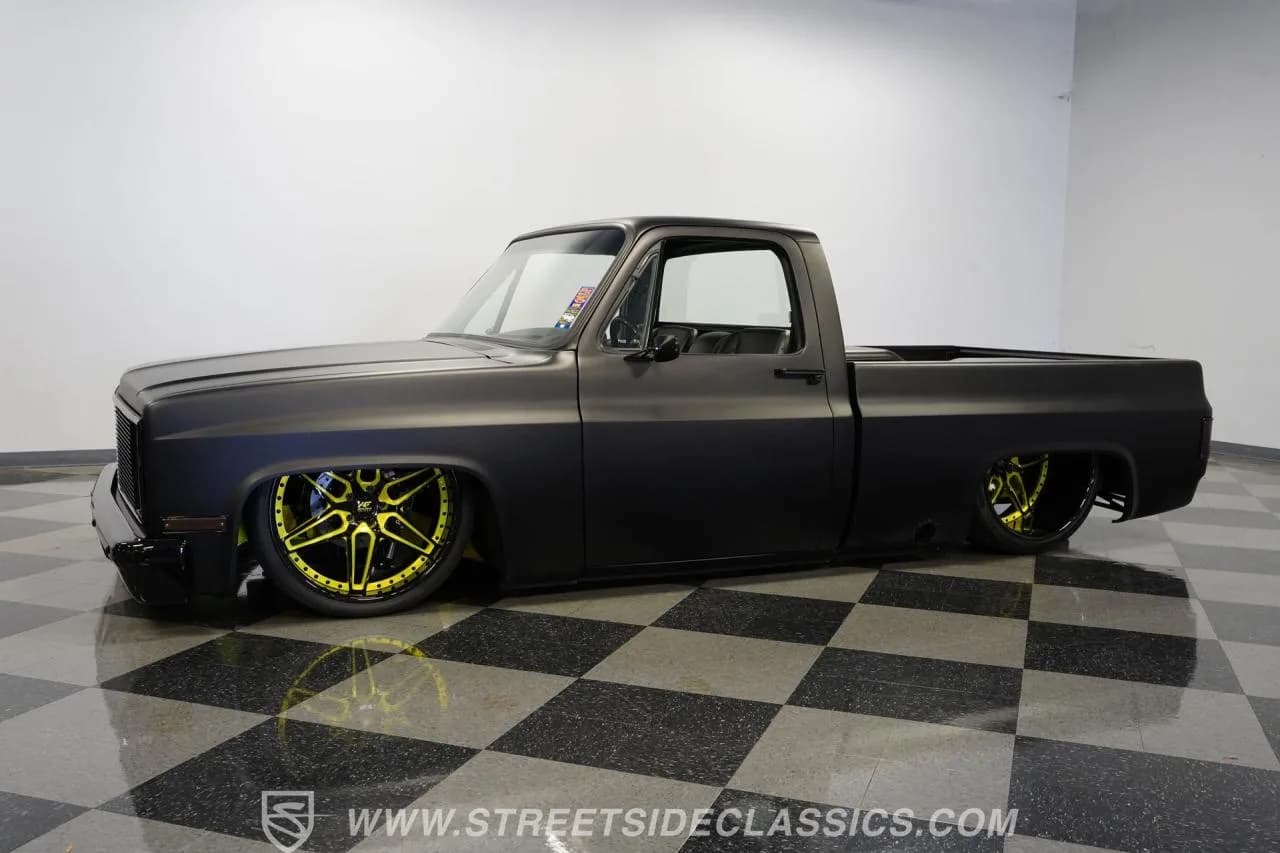 1983 Chevrolet C30 LS Restomod - Thumbnail 7