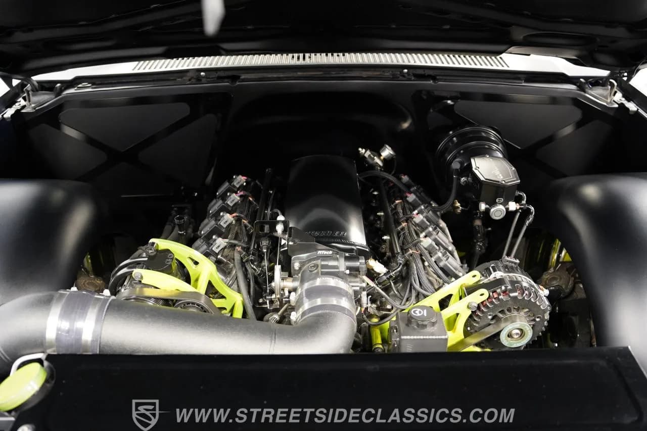 1983 Chevrolet C30 LS Restomod - Thumbnail 3